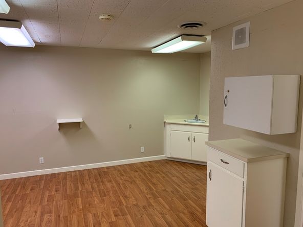 Quality Medical & General Office Near Adventist Health: 1215 Rose Ave, Selma, CA 93662